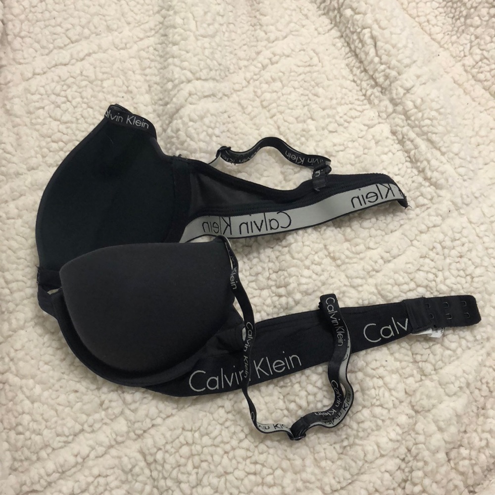 Calvin Klein 34a bra